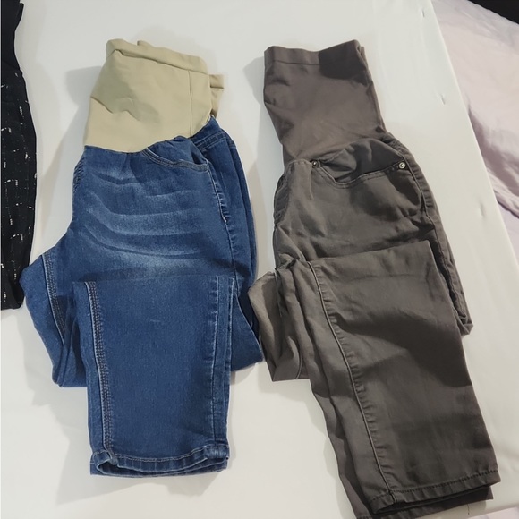 3 maternity pants size large - Picture 2 of 7